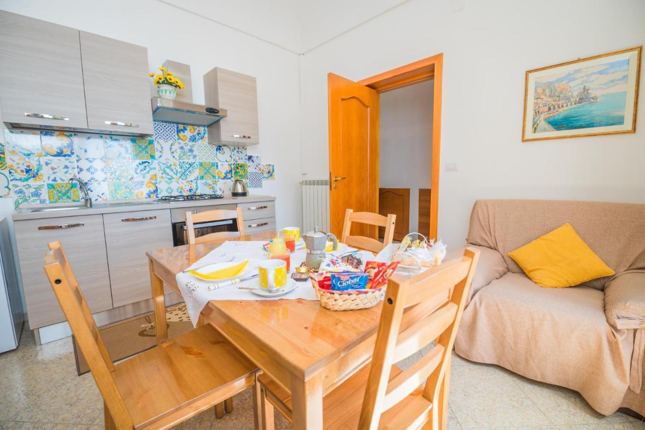 La Villa Di Enzo Casa Vacanze Con Vista Mare Amalfi Exterior foto